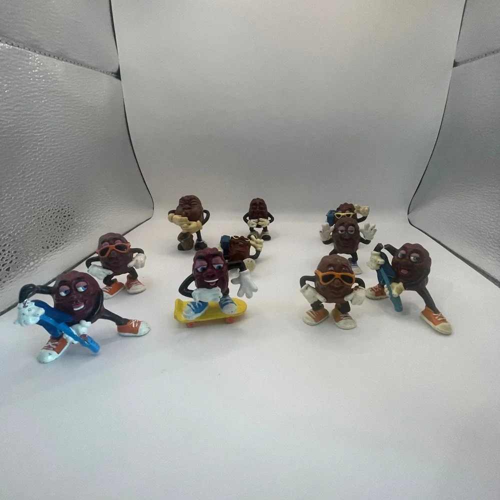 LOT OF 10 California Raisins PVC Figure Vintage 80s Retro Collectible Surf Prop